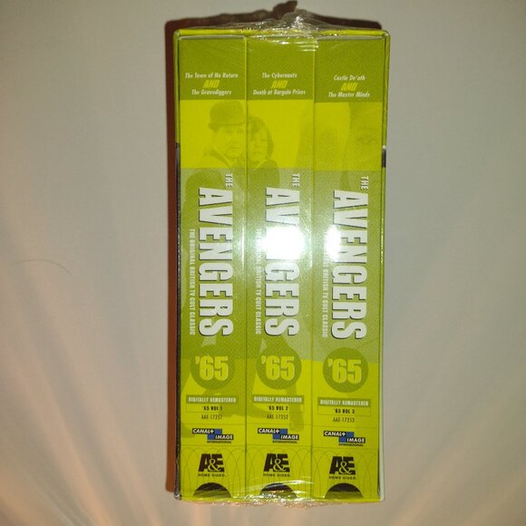 The Avengers VHS 1965 B&W digitally remastered sealed - Picture 2 of 4